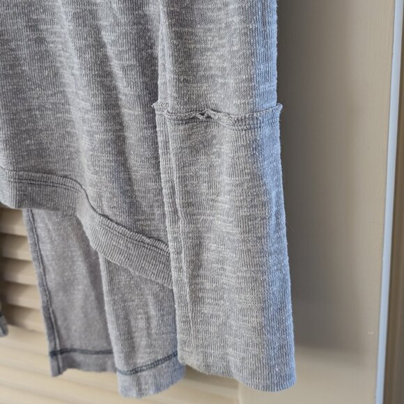 Free People We the Free Long Sleeve Turtleneck Top Split Back Gray Small /Med - Picture 5 of 9